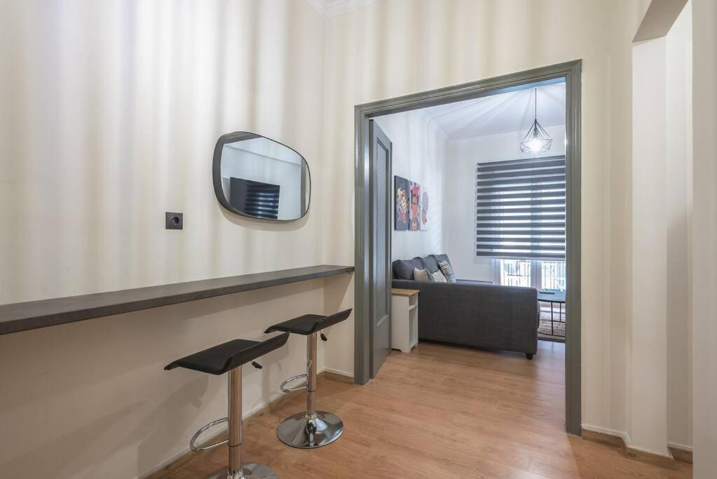 Athens Center Spacious Apartment Екстериор снимка