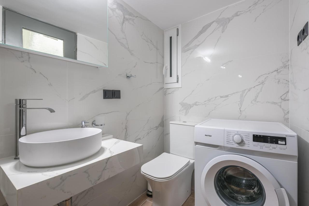 Athens Center Spacious Apartment Екстериор снимка