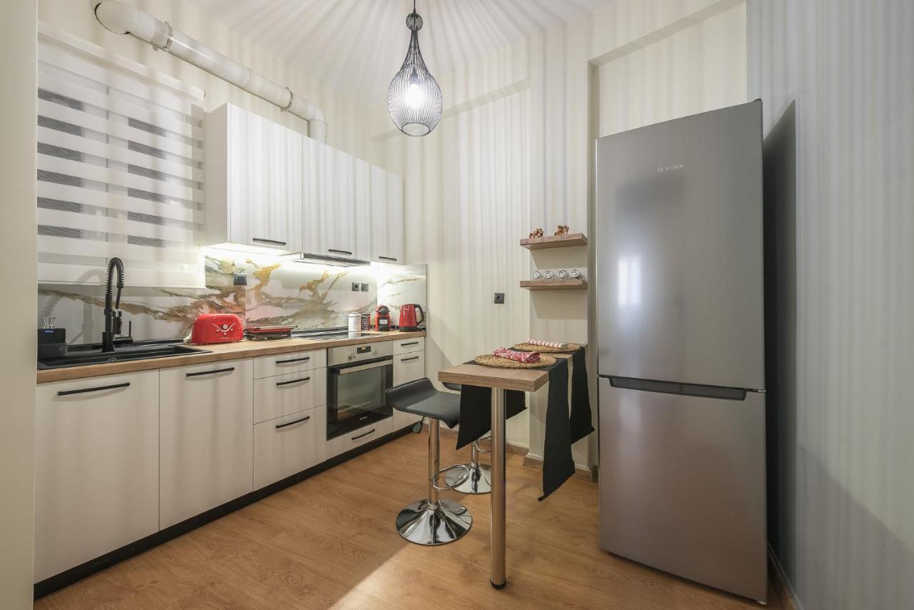 Athens Center Spacious Apartment Екстериор снимка