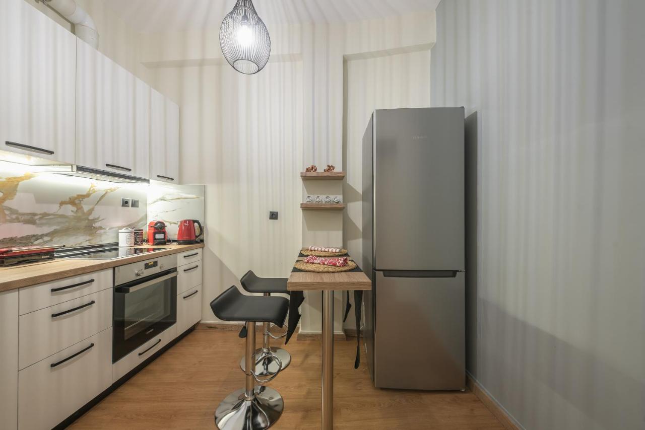 Athens Center Spacious Apartment Екстериор снимка